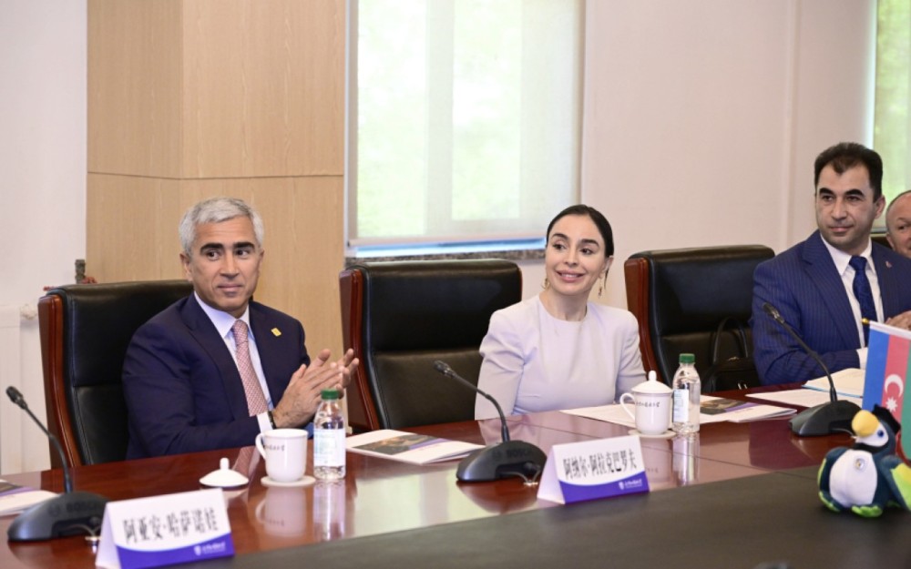 Leyla Əliyeva Pekin Xarici Dillər Universitetində - FOTOLAR